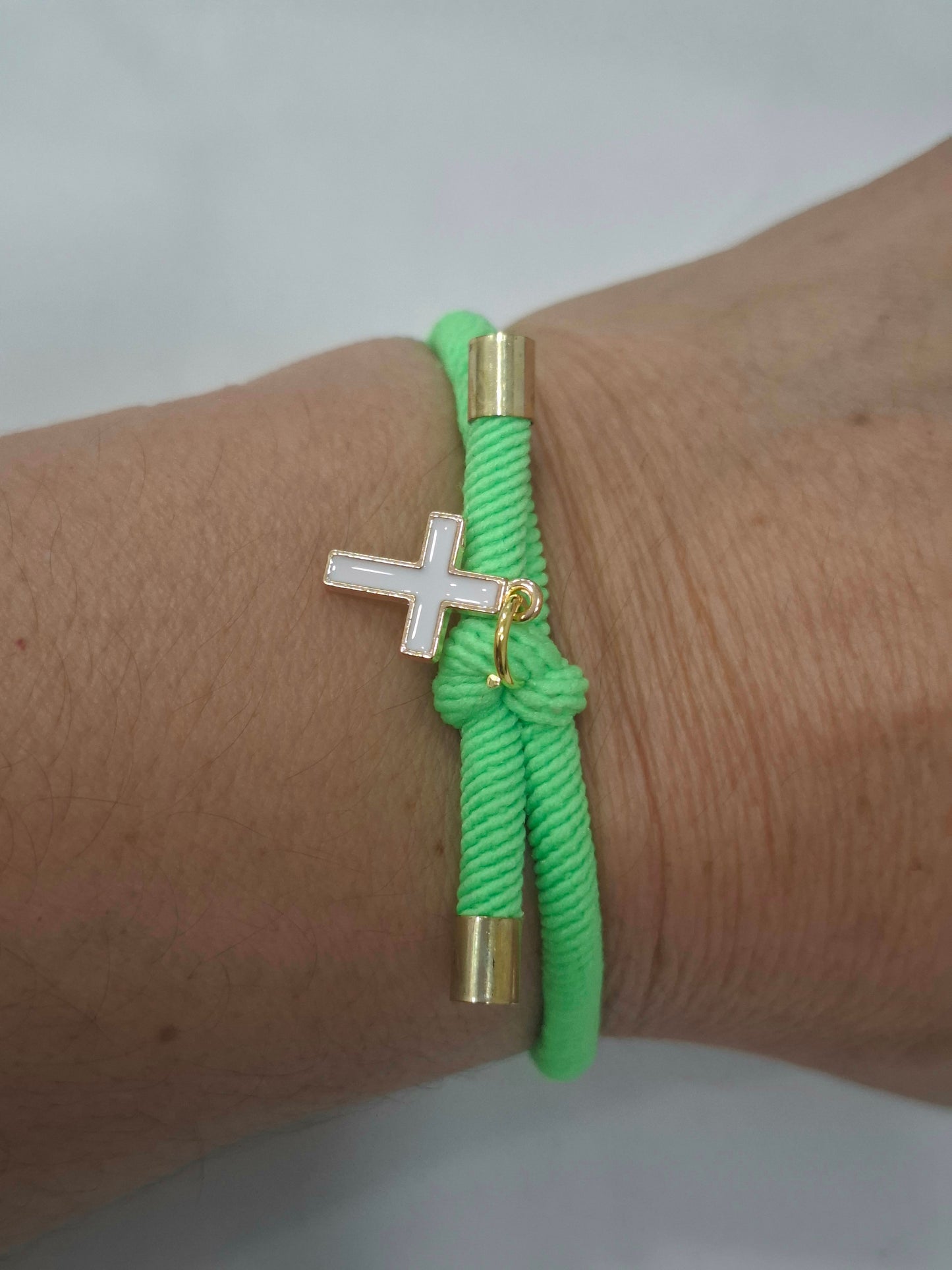 Pulsera nudo FLÚOR CRUZ esmaltada
