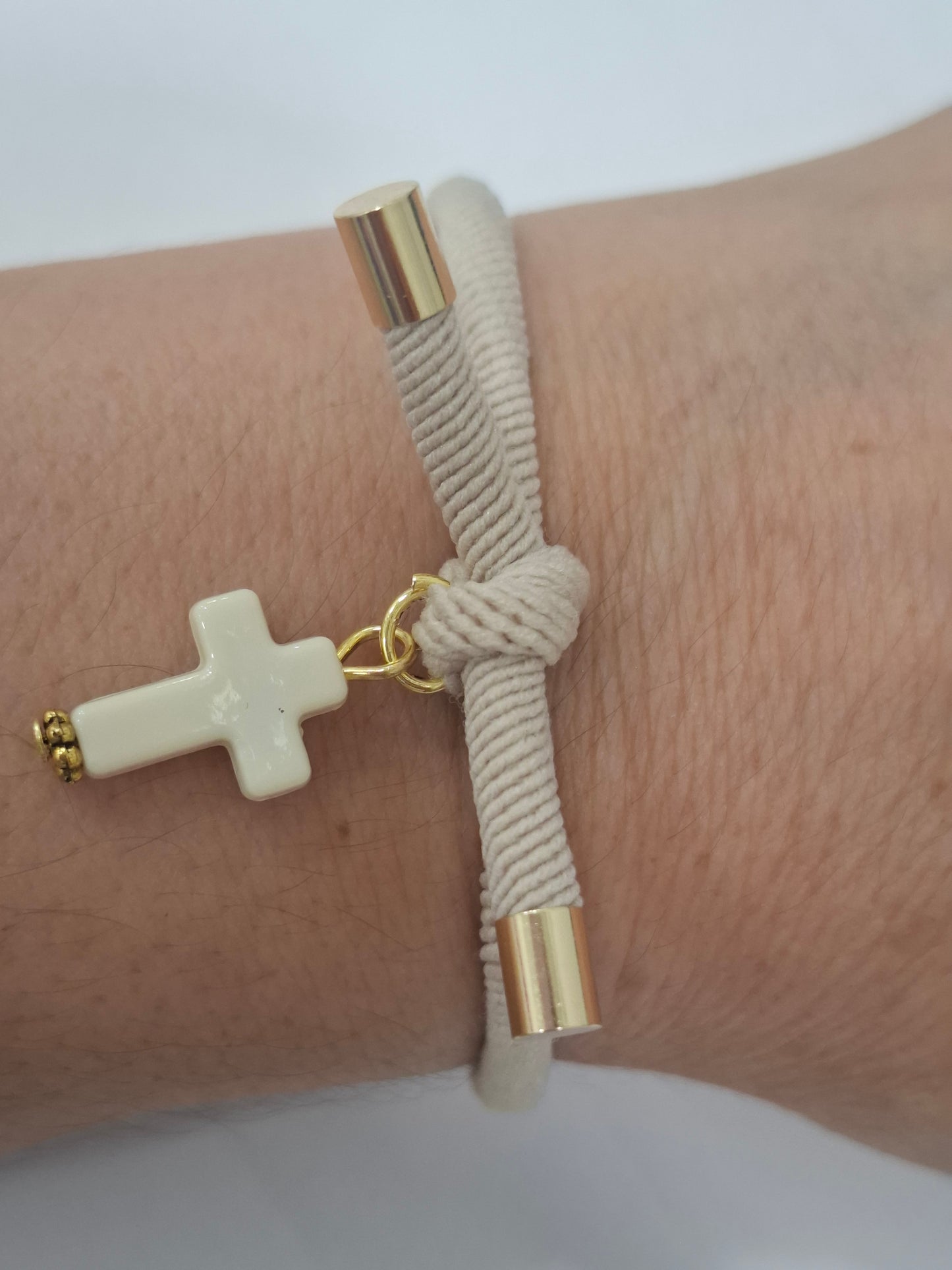 Pulsera nudo CRUZ