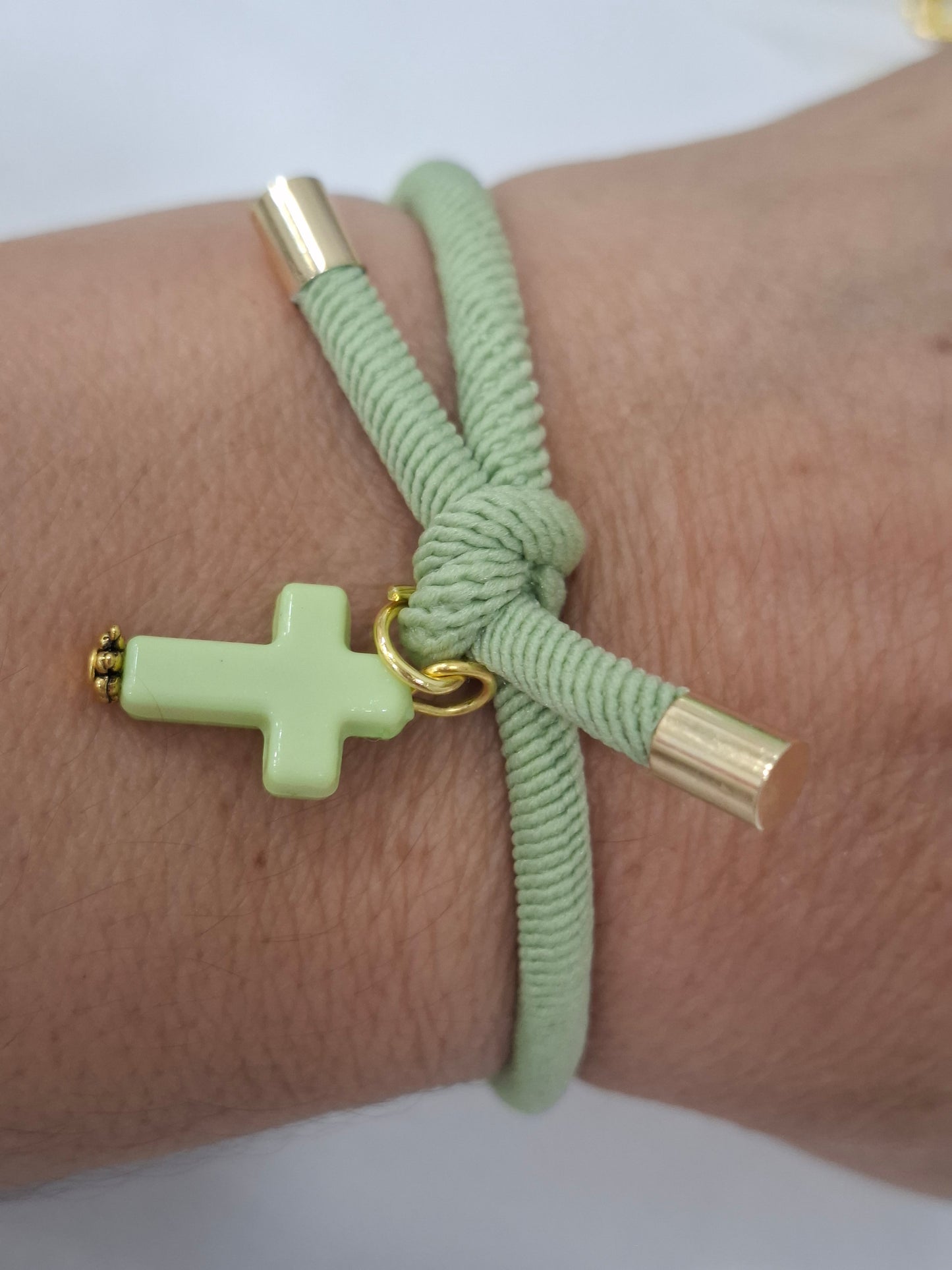 Pulsera nudo CRUZ