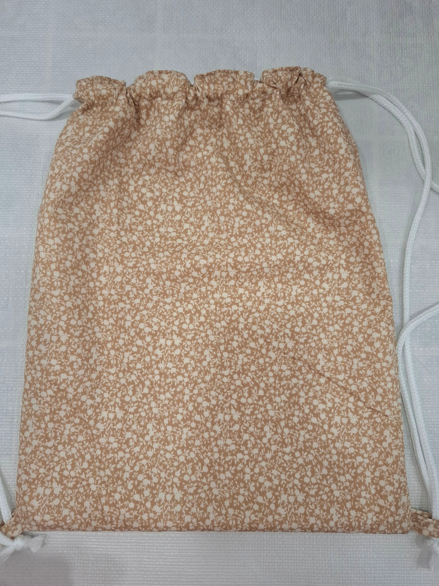 Mochila y toalla LIBERTY beige