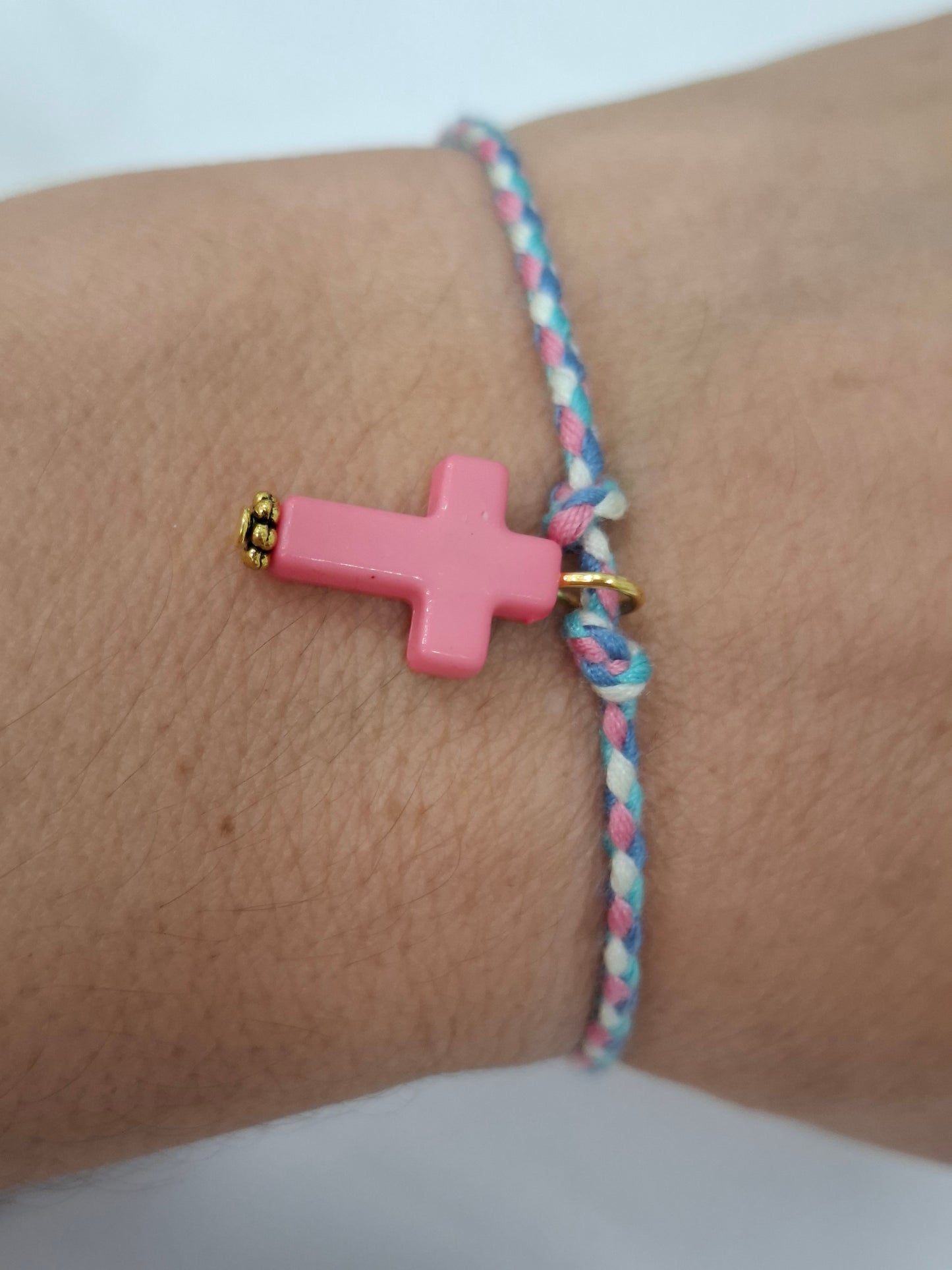 Pulsera hilo CRUZ
