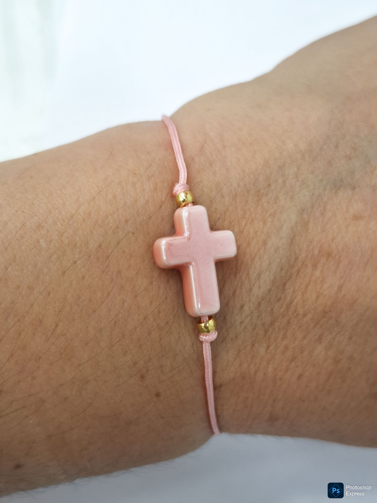 Pulsera hilo CRUZ cerámica y acero