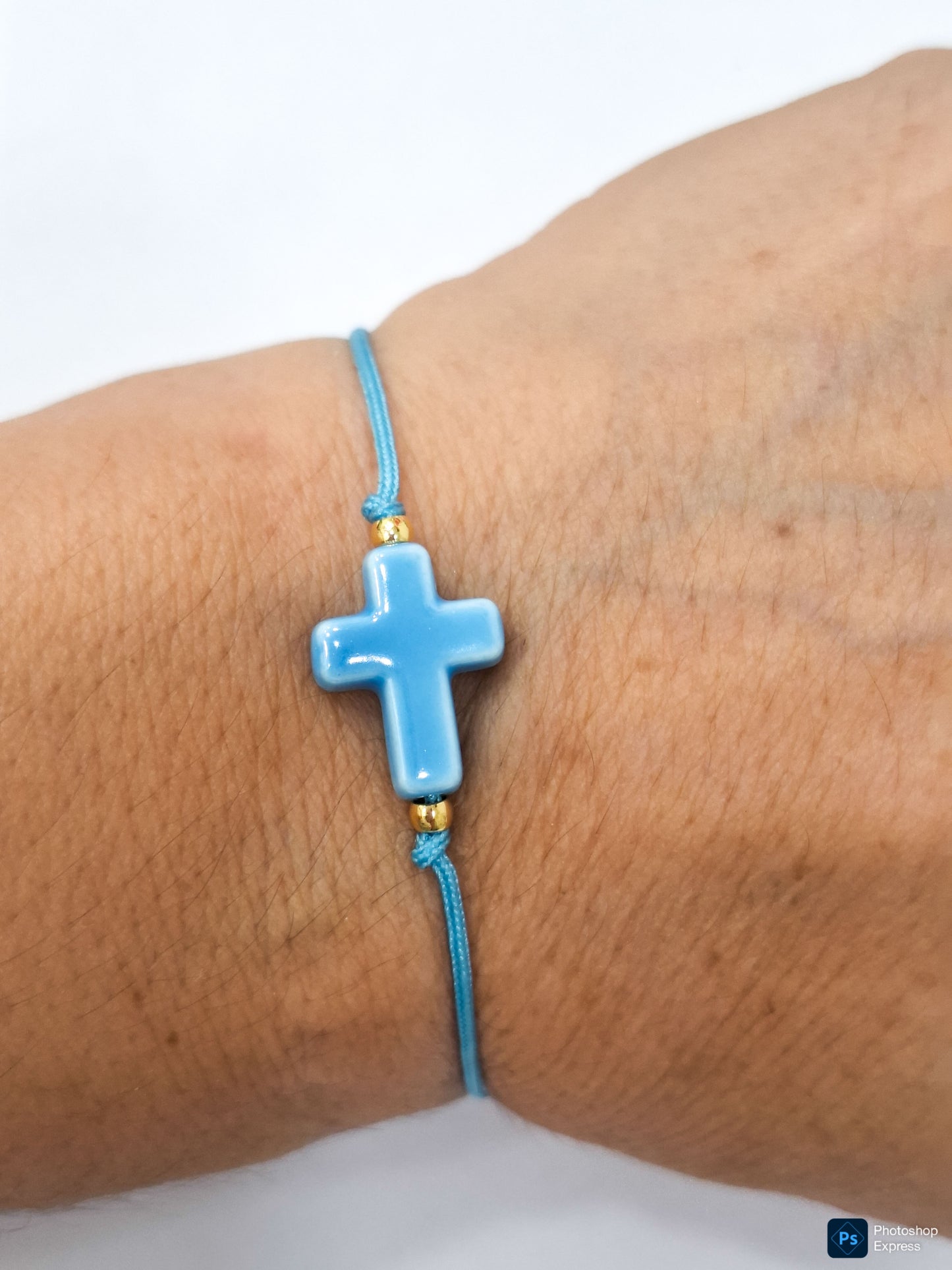 Pulsera hilo CRUZ cerámica y acero