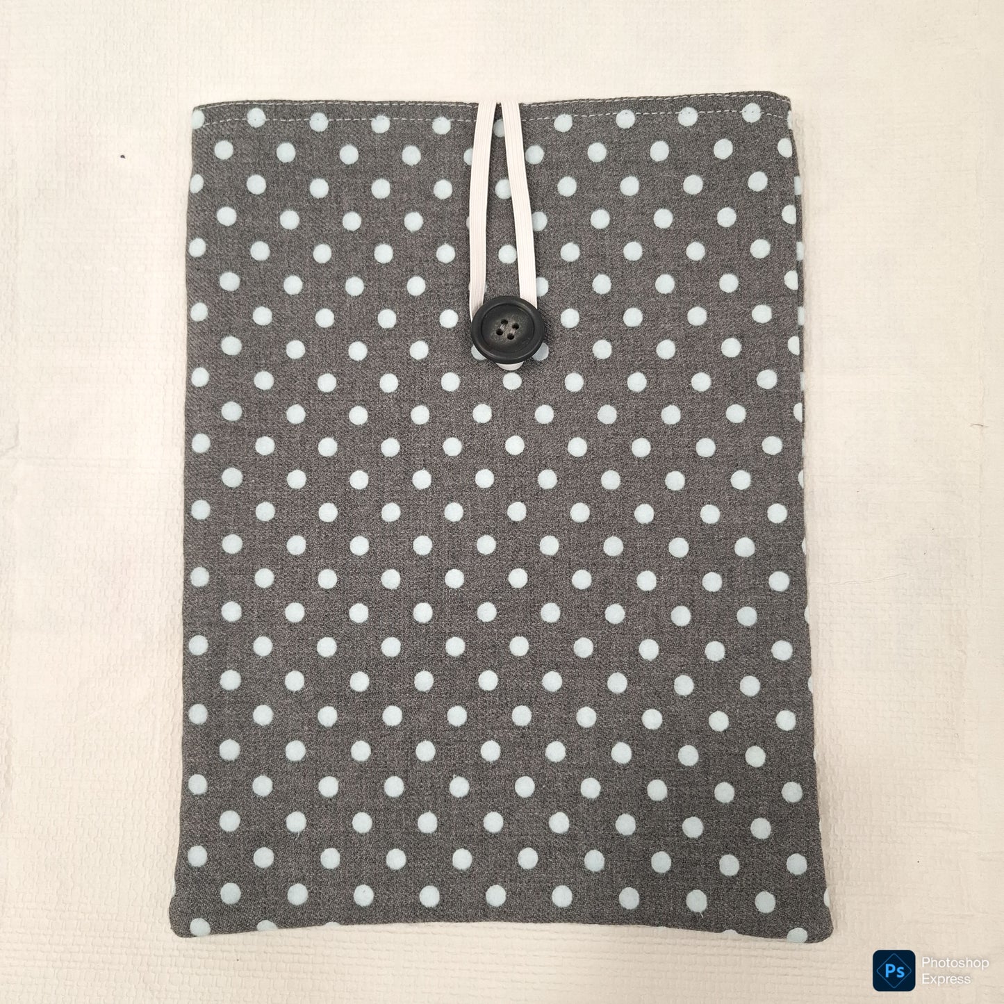 Funda Libro, Ipad o Tablet LUNARES