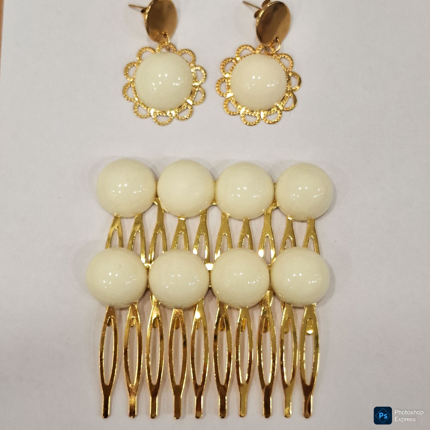 Pendientes BOLAS BEIGE