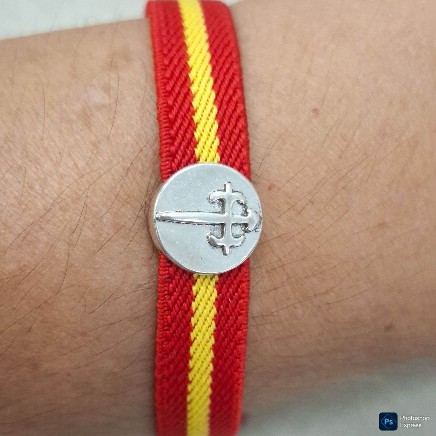 Pulsera CRUZ SANTIAGO elástica bandera