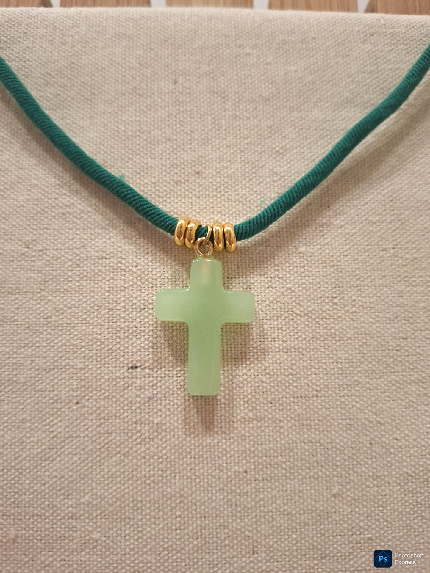 Collar elástico Cruz PIEDRA