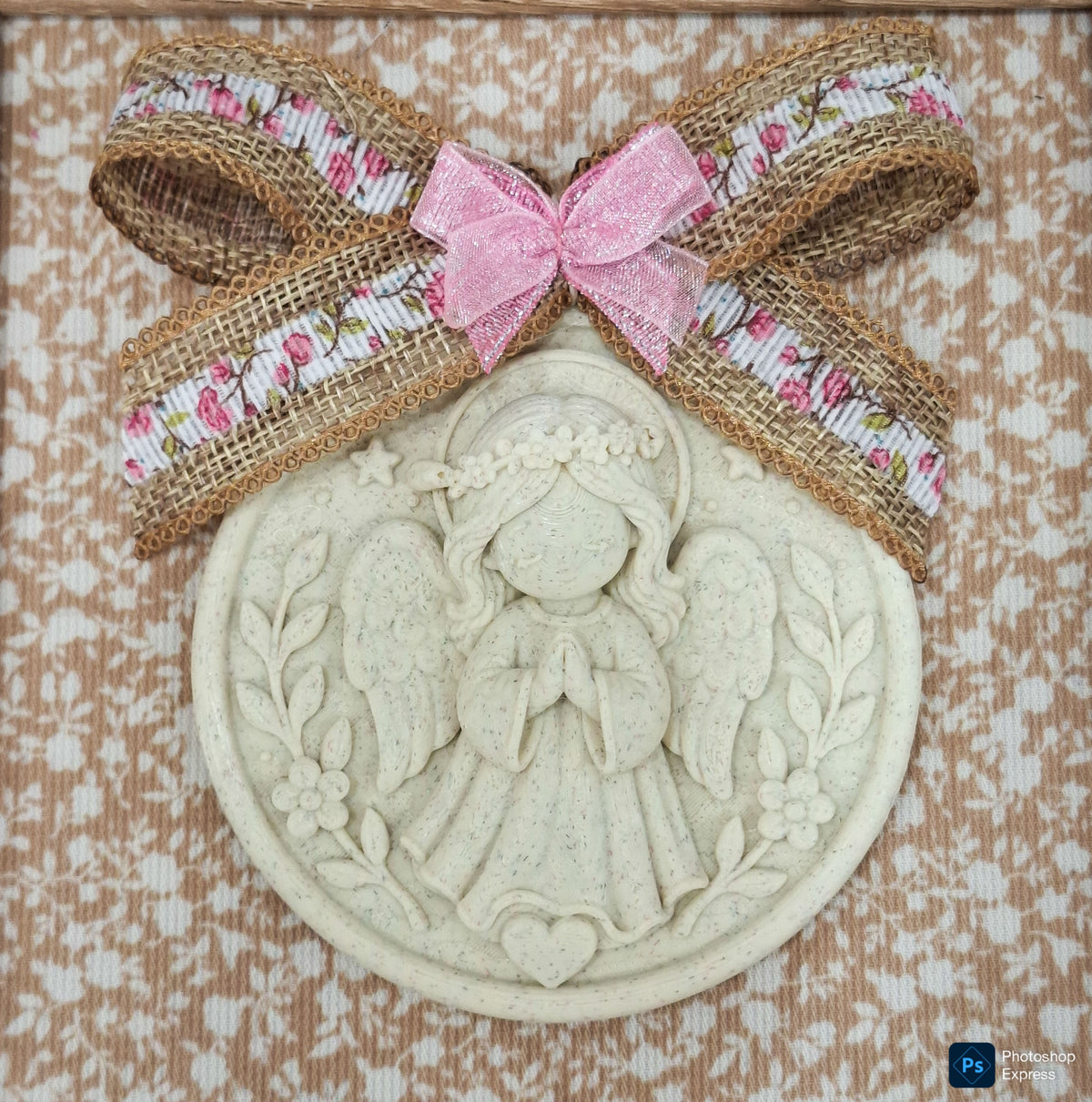Cuadro Medallón Ángel de la Guarda Beige