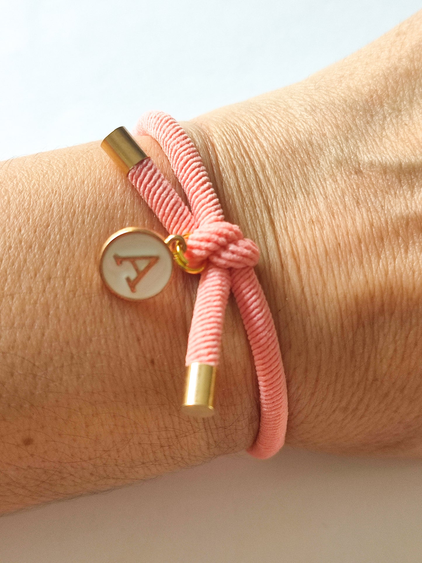 Pulsera nudo INICIAL A