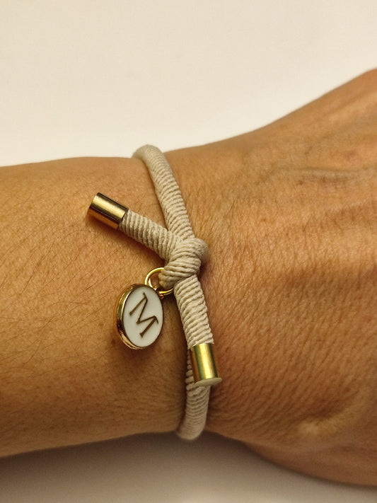Pulsera nudo INICIAL M