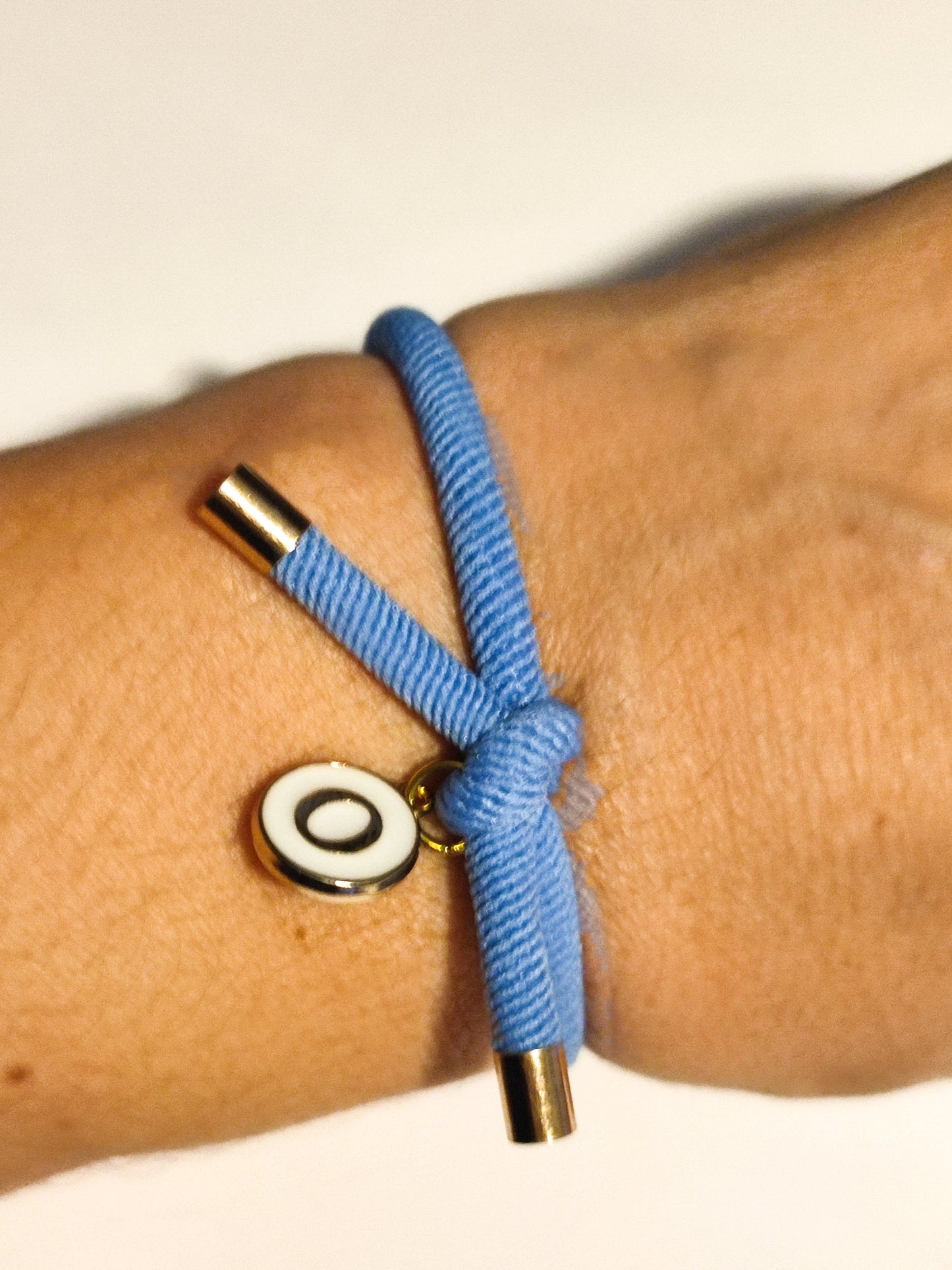 Pulsera nudo INICIAL O