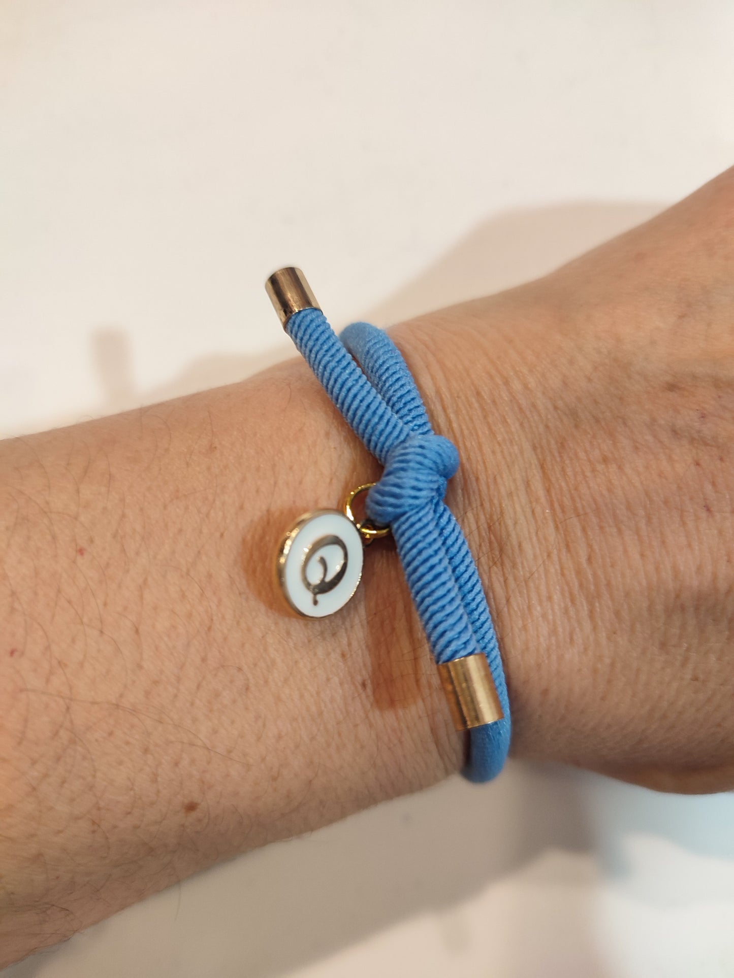 Pulsera nudo INICIAL Q