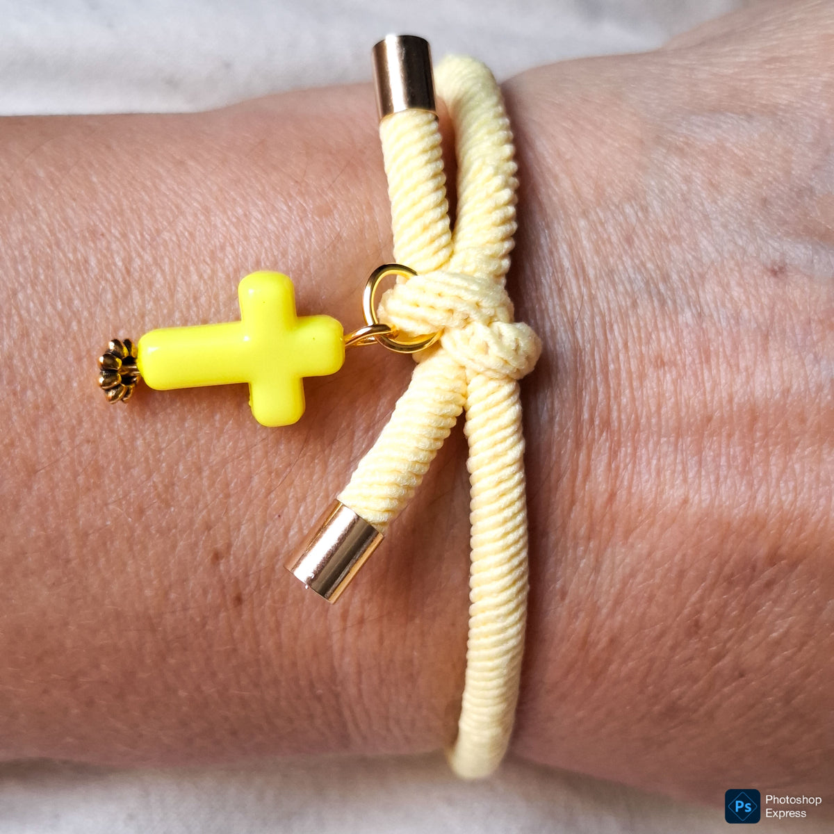 Pulsera nudo CRUZ