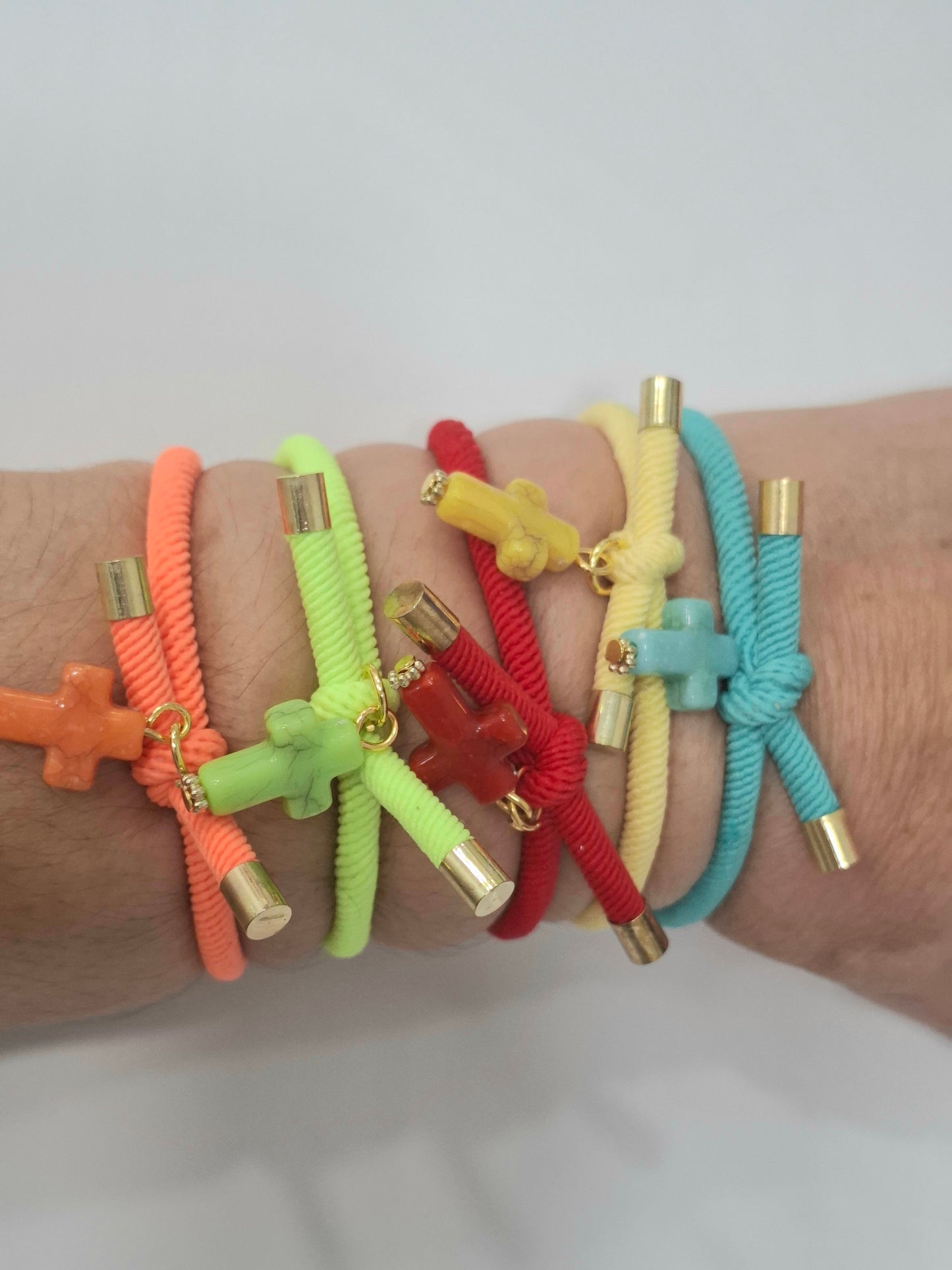 Pulsera nudo CRUZ