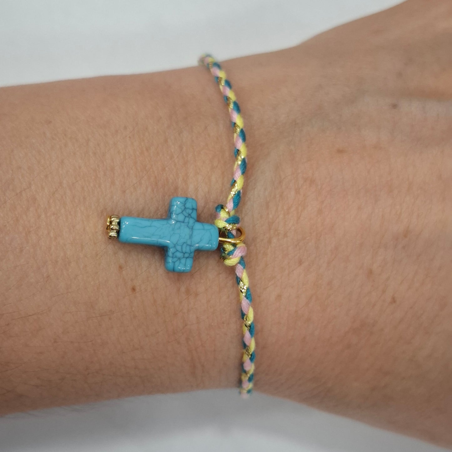 Pulsera hilo CRUZ