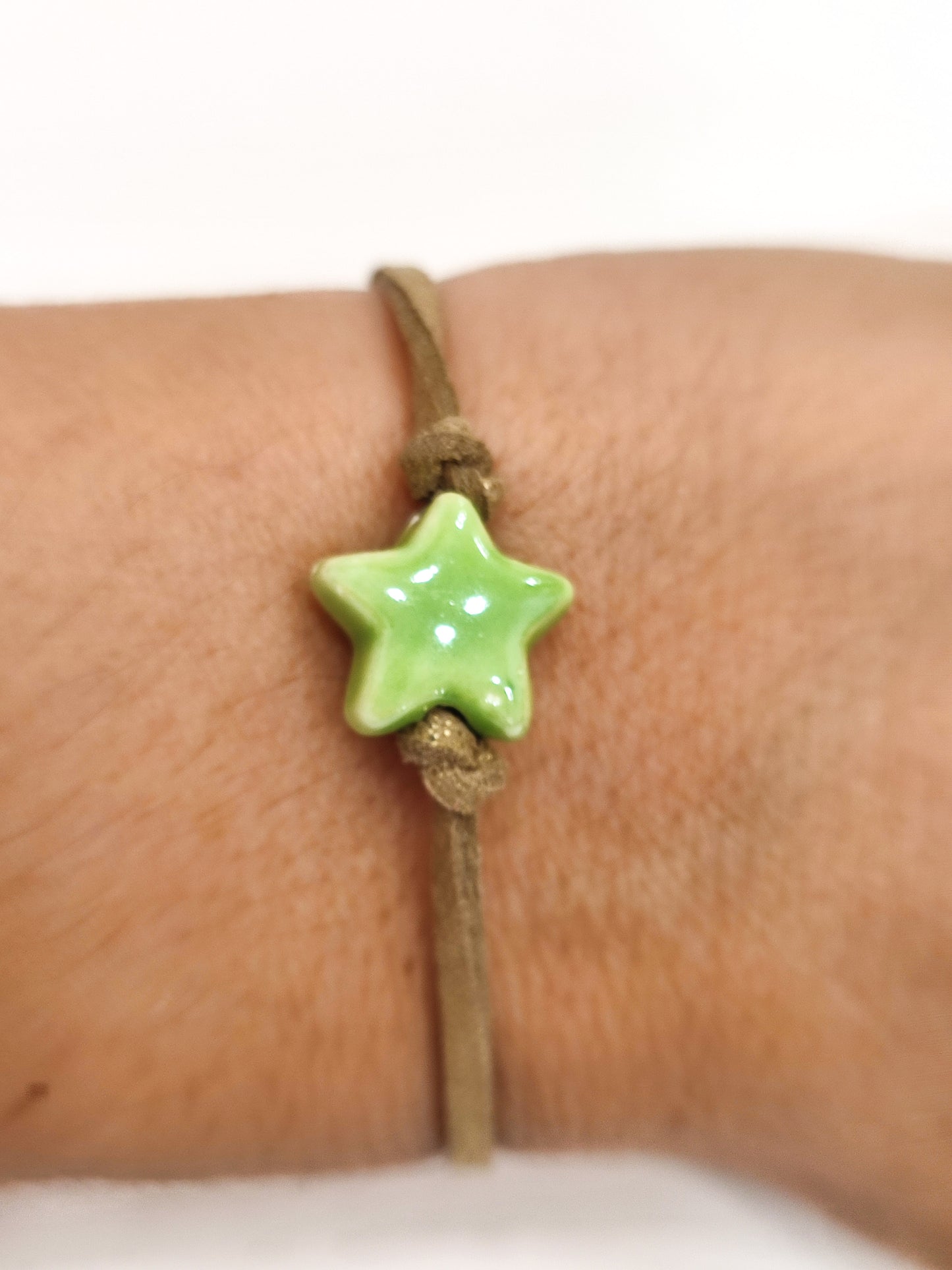 Pulsera ESTRELLA cerámica cordón ante