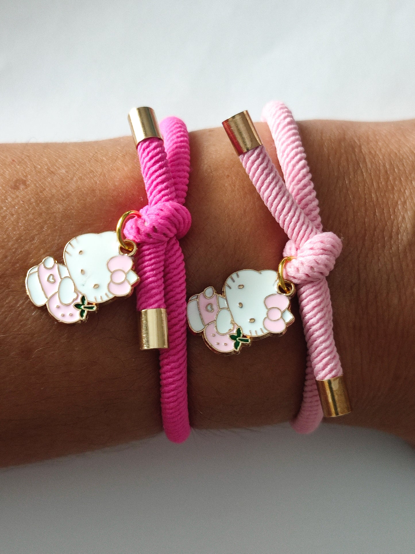 Pulsera nudo HELLO KITTY