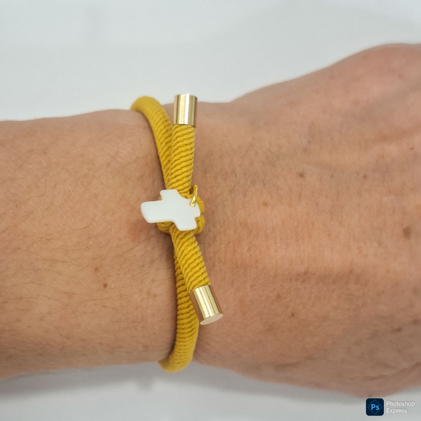 Pulsera nudo CRUZ NÁCAR