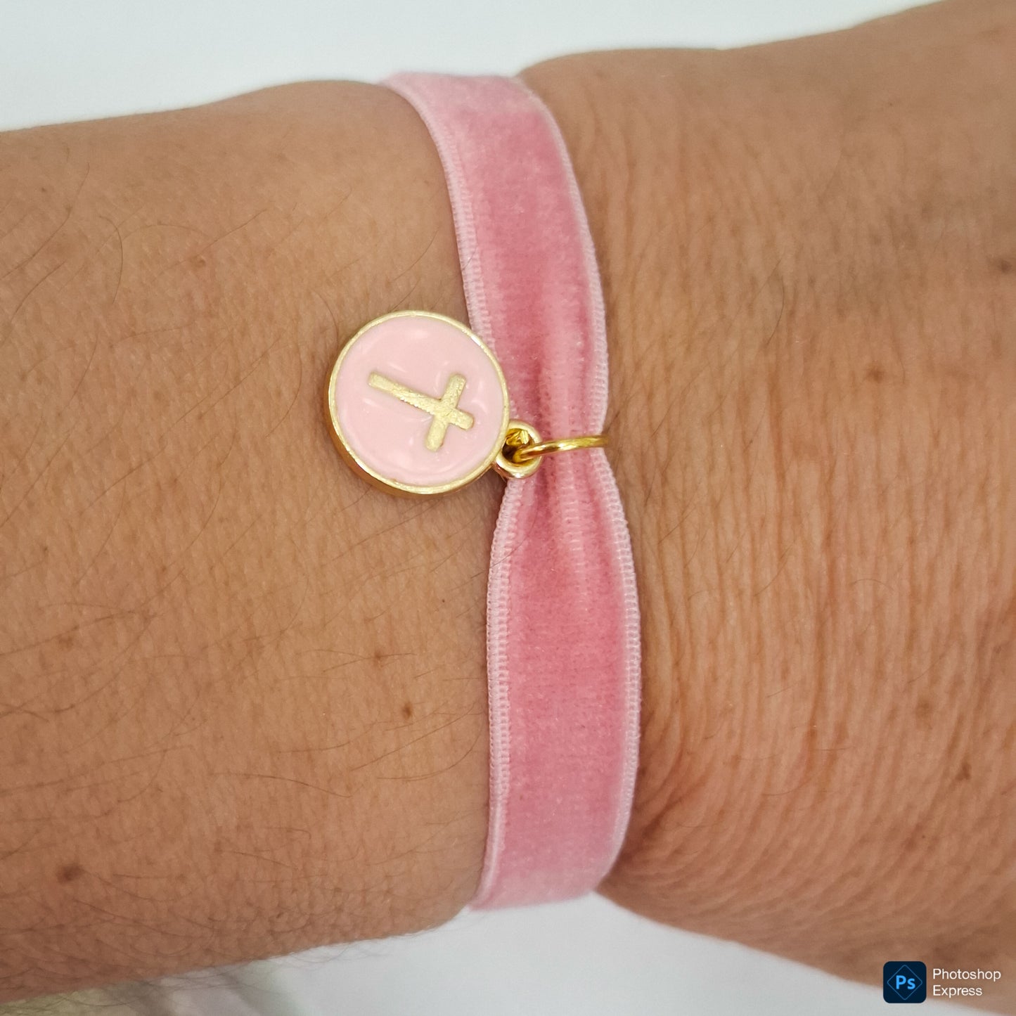 Pulsera terciopelo ELÁSTICO CRUZ