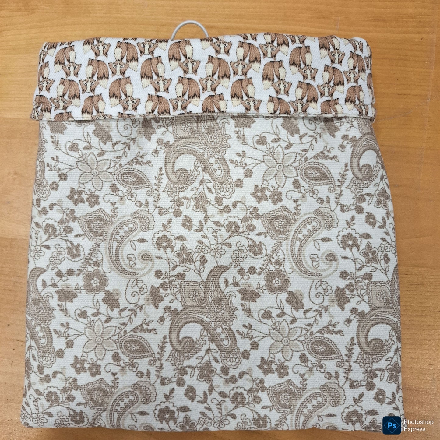 Funda Libro, Ipad o Tablet beige