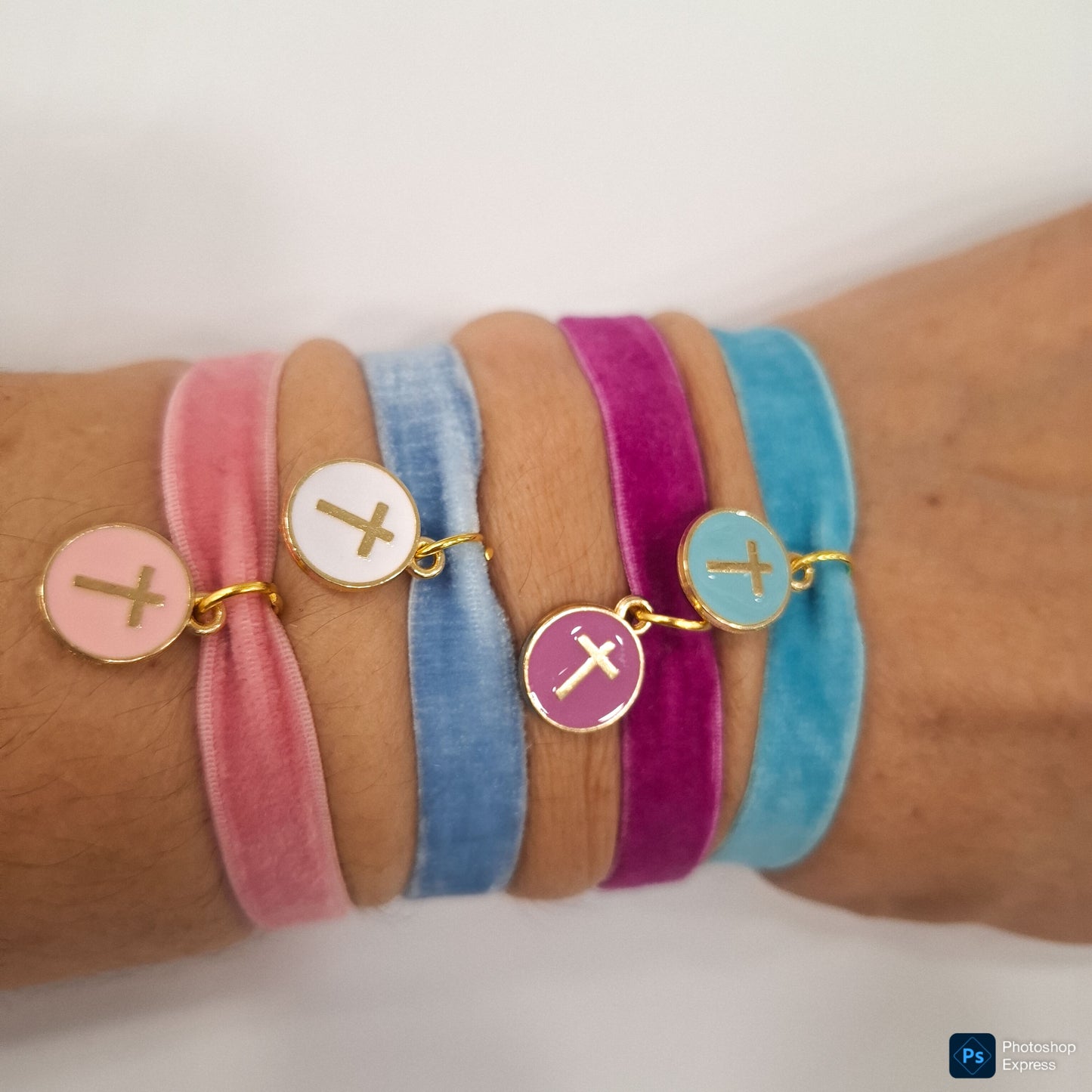 Pulsera terciopelo ELÁSTICO CRUZ