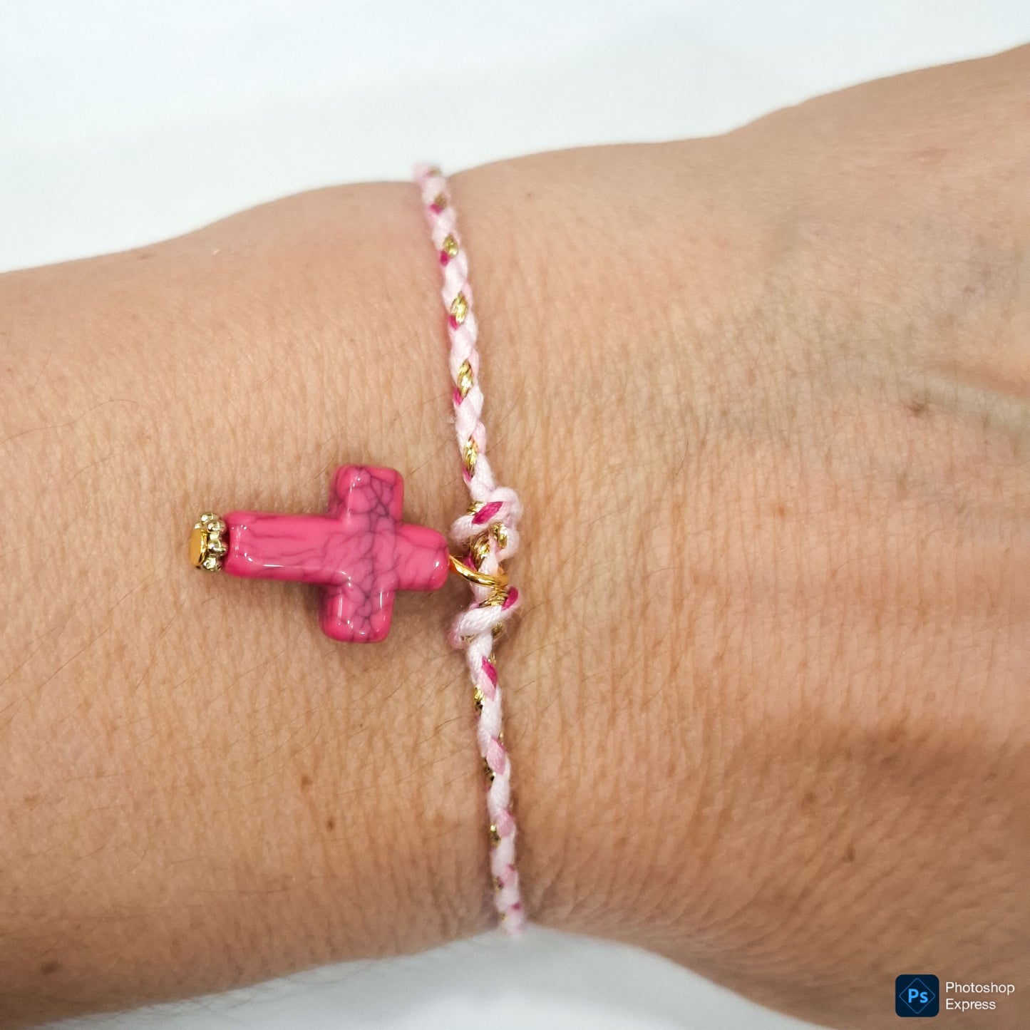 Pulsera hilo CRUZ