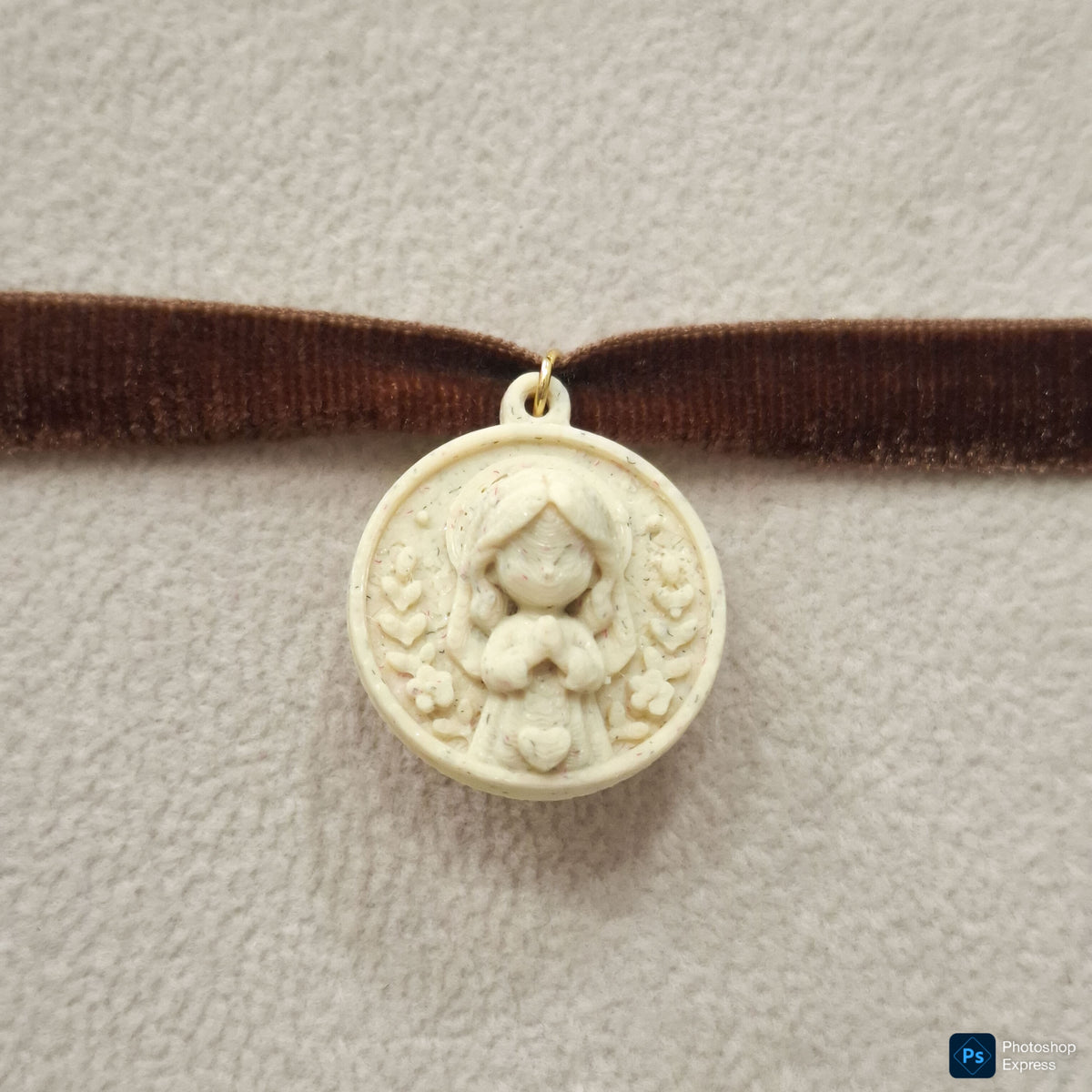 Collar elástico TERCIOPELO VIRGEN NIÑA