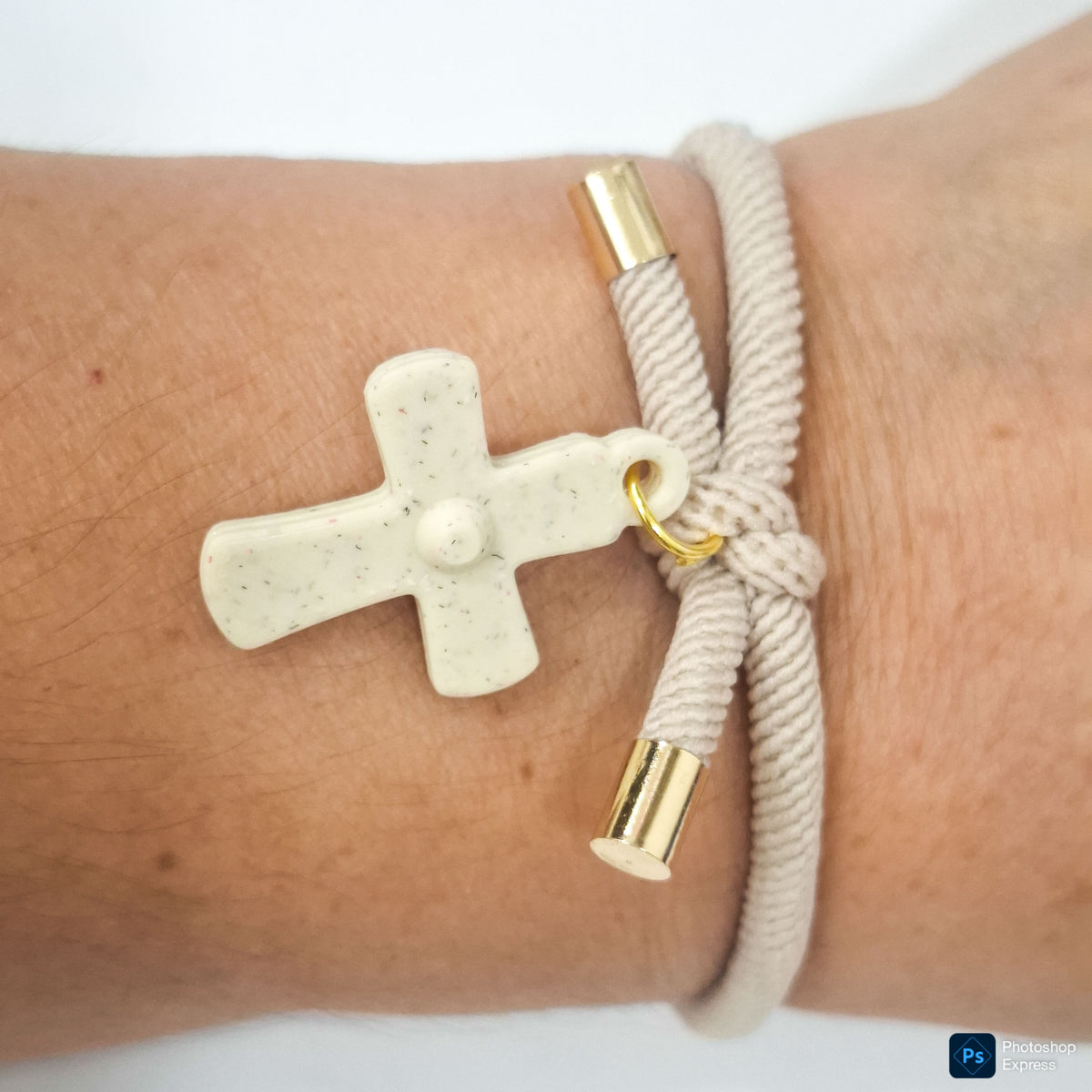 Pulsera nudo CRUZ