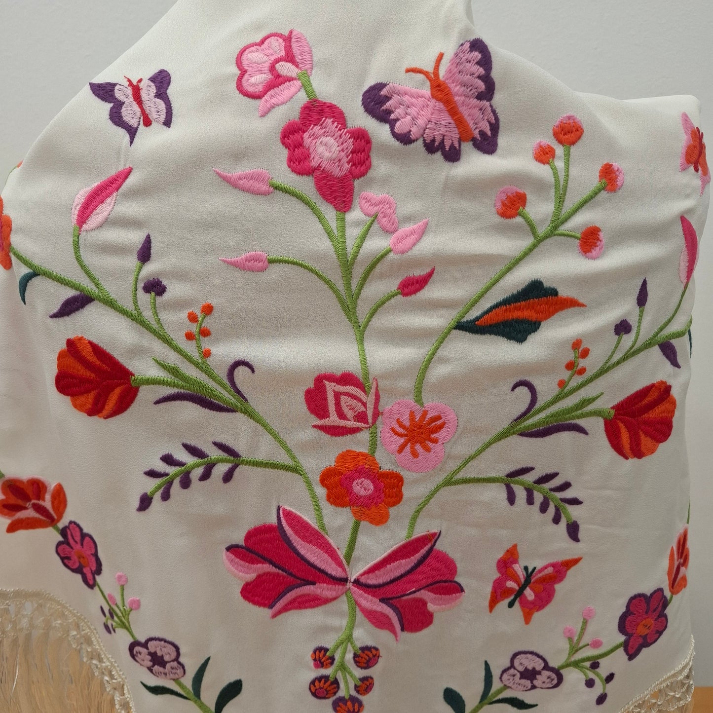 Mantón BLANCO