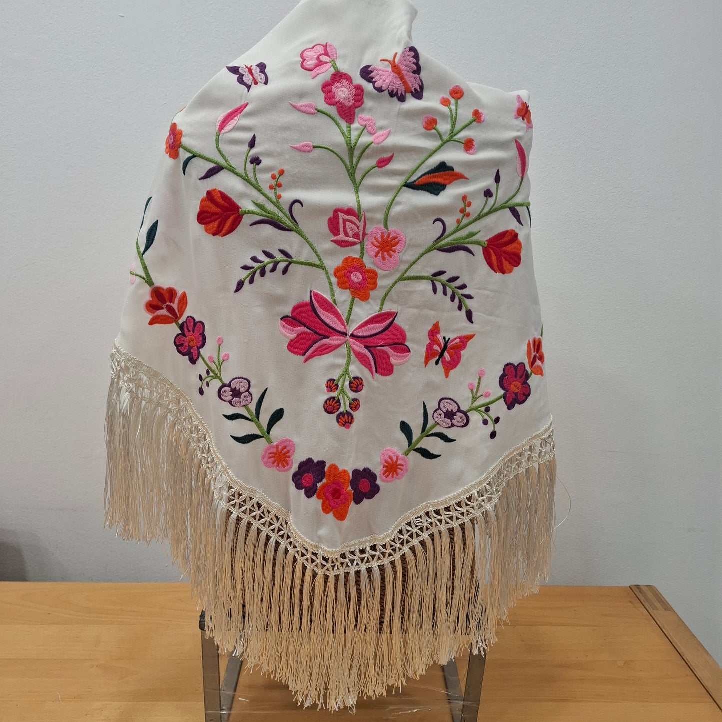 Mantón BLANCO
