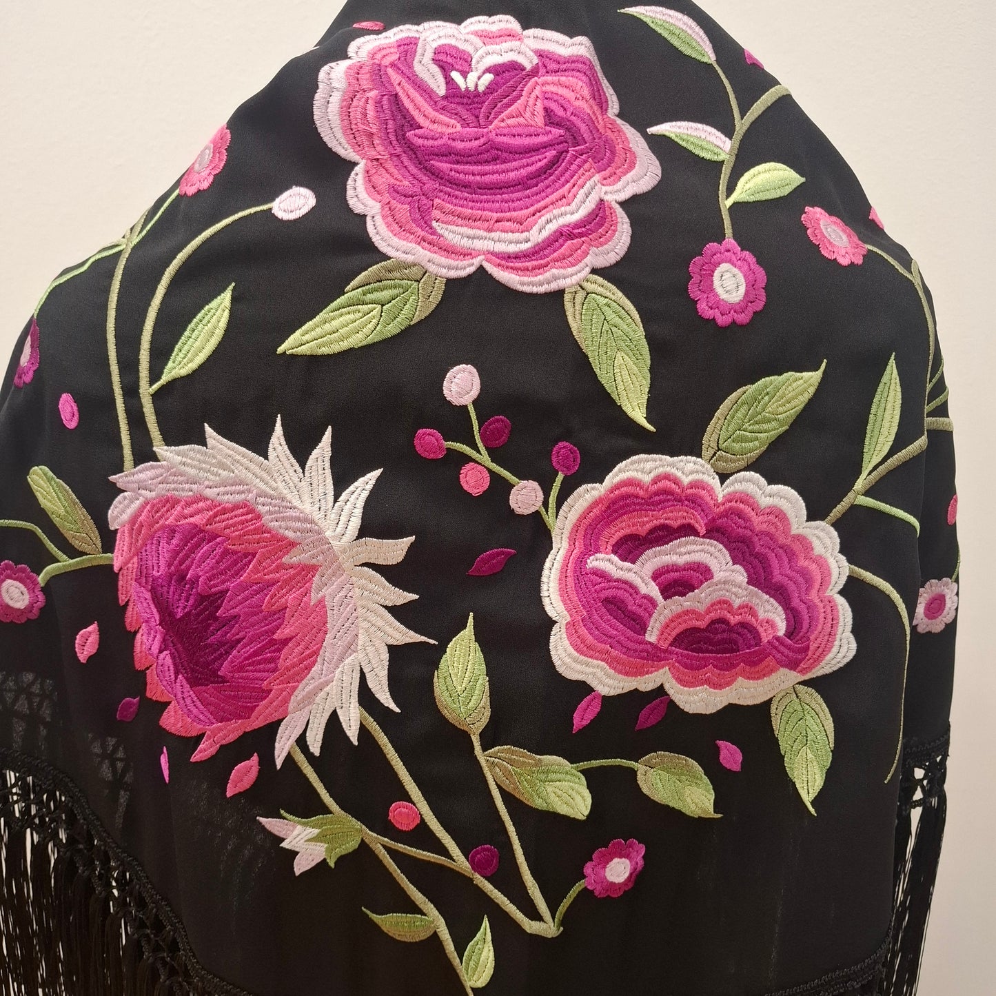 Mantón NEGRO