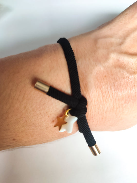 POR ENCARGO-Pulsera nudo ESTRELLA NÁCAR Y ESTRELLITA DORADA