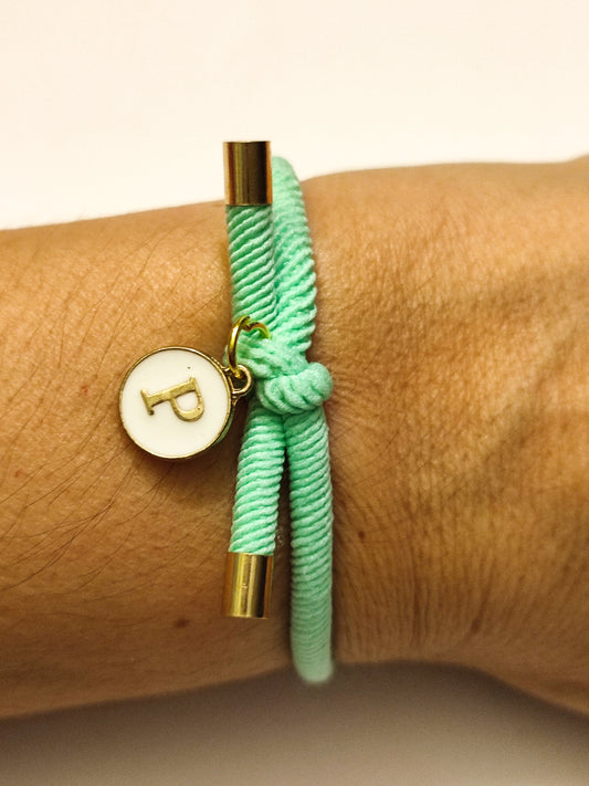 Pulsera nudo INICIAL P